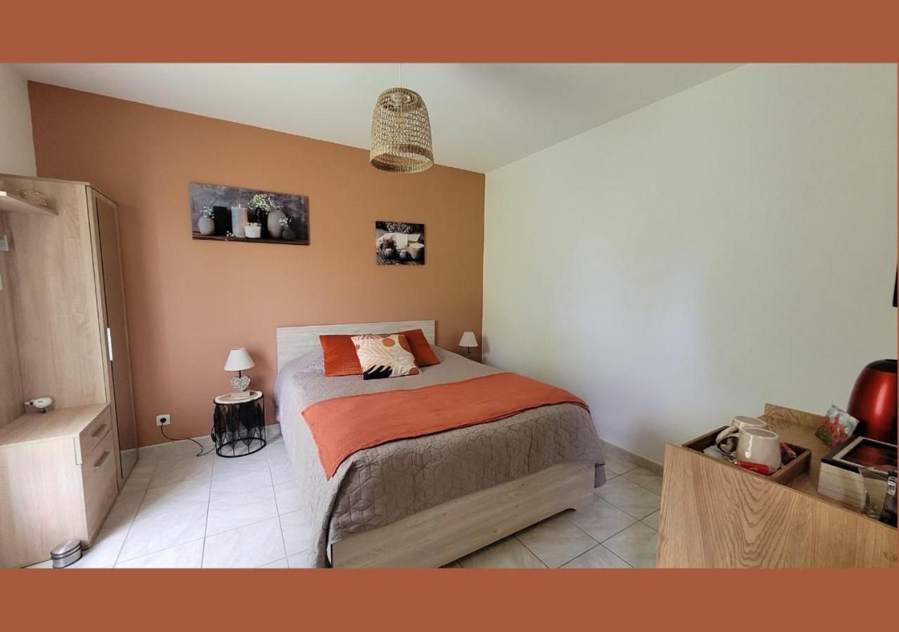 Vivre Benaise Chambre D'Hotes Chaunac Εξωτερικό φωτογραφία